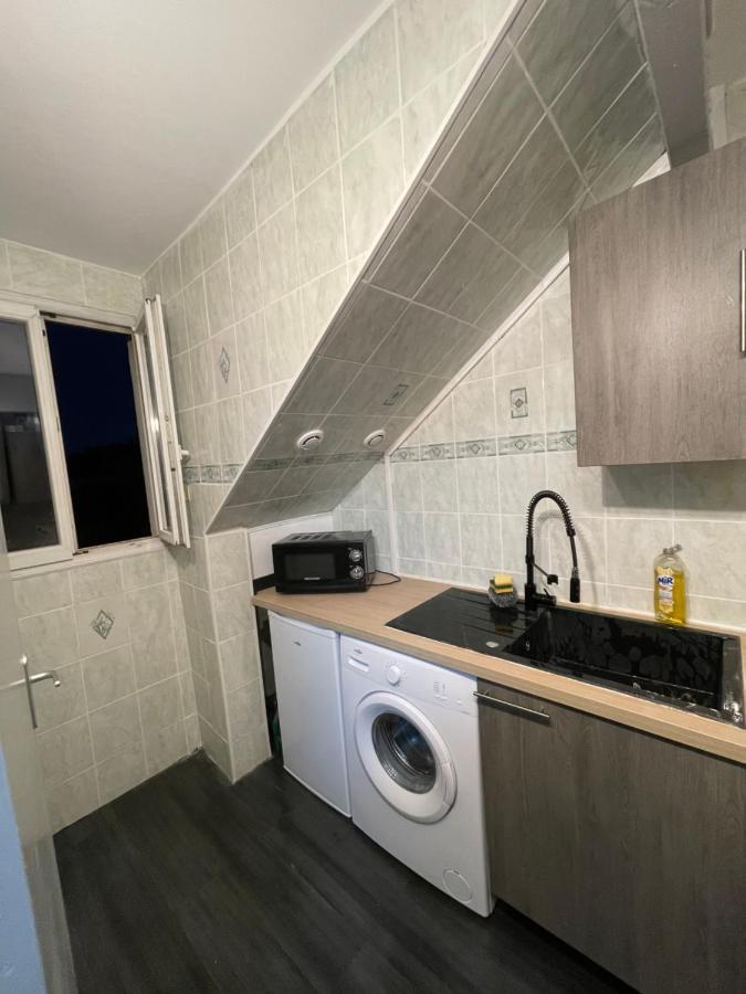 Charmant Logement Proche Disneyland Paris Parking Lagny Exterior foto